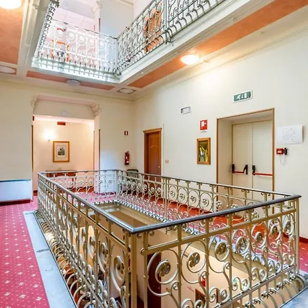Maggiore Apartment *